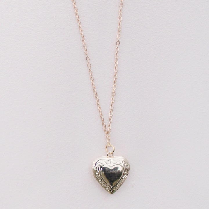 COLLIER MÉDAILLON COEUR