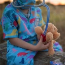 COSTUME VÉTÉRINAIRE AVEC ACCESSOIRES 5-6ANS