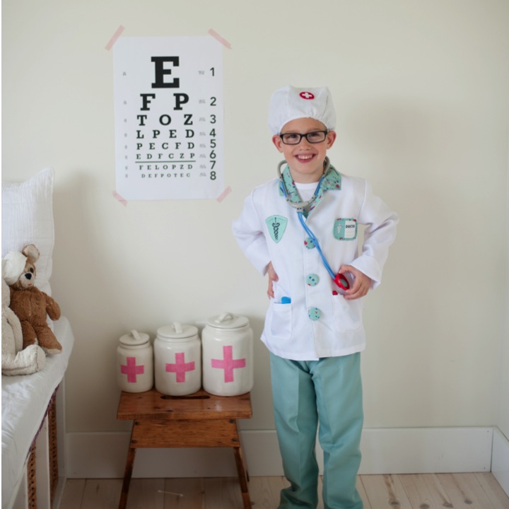 COSTUME MÉDECIN AVEC ACCESSOIRES 5-6ANS