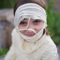 COSTUME DE  MOMIE AVEC PANTALON 5-6ANS